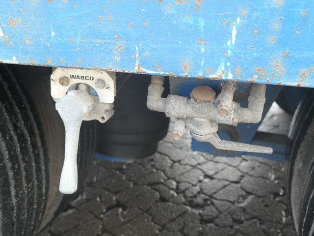 Низкорамный полуприцеп LinTrailers 3 LSD 18-30, 9,4mtr. Tiefbett, Gelenkt, 3-Achser: фото 13
