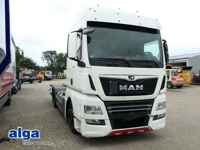 MAN 26.500 TGX LL 6x2, Motorschaden, Intarder - Грузовик-контейнеровоз/ Сменный кузов: фото 2 MAN 26.500 TGX LL 6x2, Motorschaden, Intarder - Грузовик-контейнеровоз/ Сменный кузов: фото 2