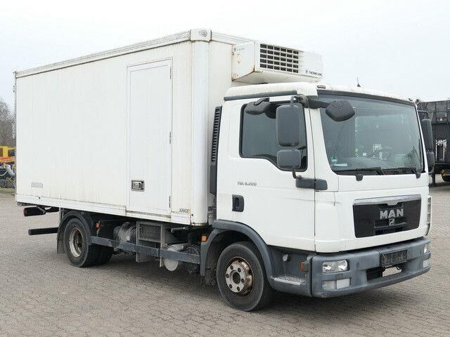 MAN 8.220 TGL BL 4x2, Thermo King, 3. Sitz, 5m lang - Рефрижератор: фото 4 MAN 8.220 TGL BL 4x2, Thermo King, 3. Sitz, 5m lang - Рефрижератор: фото 4