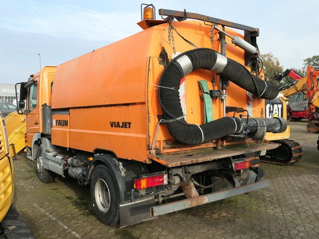 Mercedes-Benz 1018 Atego 4x2, Faun VIAJET 5R, Klima, 73tkm - Подметально-уборочная машина: фото 5 Mercedes-Benz 1018 Atego 4x2, Faun VIAJET 5R, Klima, 73tkm - Подметально-уборочная машина: фото 5