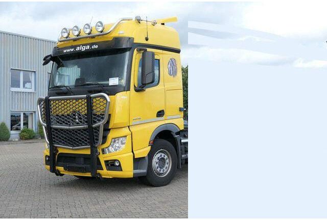 Mercedes-Benz Bullfänger, Rammschutz Alu mit Gitter-Optik - Решётка радиатора: фото 4 Mercedes-Benz Bullfänger, Rammschutz Alu mit Gitter-Optik - Решётка радиатора: фото 4