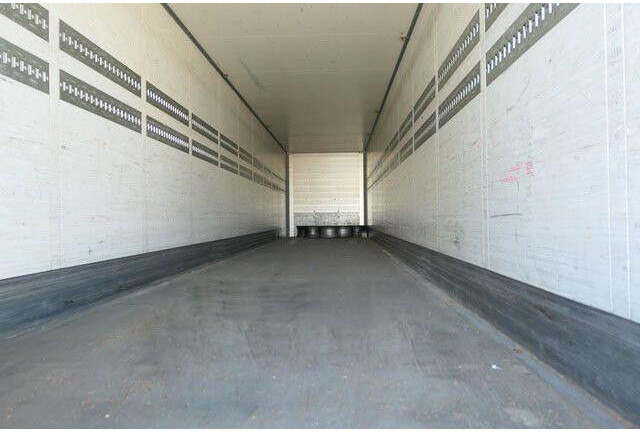 Schmitz Cargobull SKO 24/L 13.62 FP, Isoliert, Verzinkt, Luft-Lift - Полуприцеп-фургон: фото 3 Schmitz Cargobull SKO 24/L 13.62 FP, Isoliert, Verzinkt, Luft-Lift - Полуприцеп-фургон: фото 3