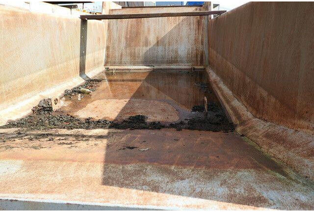 Stahl Hinterkippmulde ca. 18 cbm, Hilfsrahmen - Самосвал: фото 4 Stahl Hinterkippmulde ca. 18 cbm, Hilfsrahmen - Самосвал: фото 4