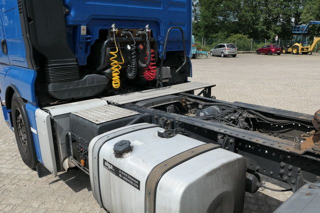 MAN 18.400 TGX 4x2, Klima, Kein AdBlue, Schlafliege - Тягач: фото 4 MAN 18.400 TGX 4x2, Klima, Kein AdBlue, Schlafliege - Тягач: фото 4