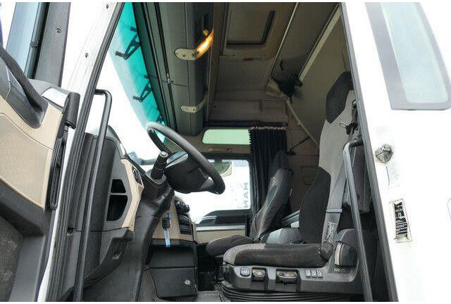 MAN 18.460 TGX XXL 4x2, Spoiler, Intarder, 2x Tank - Тягач: фото 5 MAN 18.460 TGX XXL 4x2, Spoiler, Intarder, 2x Tank - Тягач: фото 5