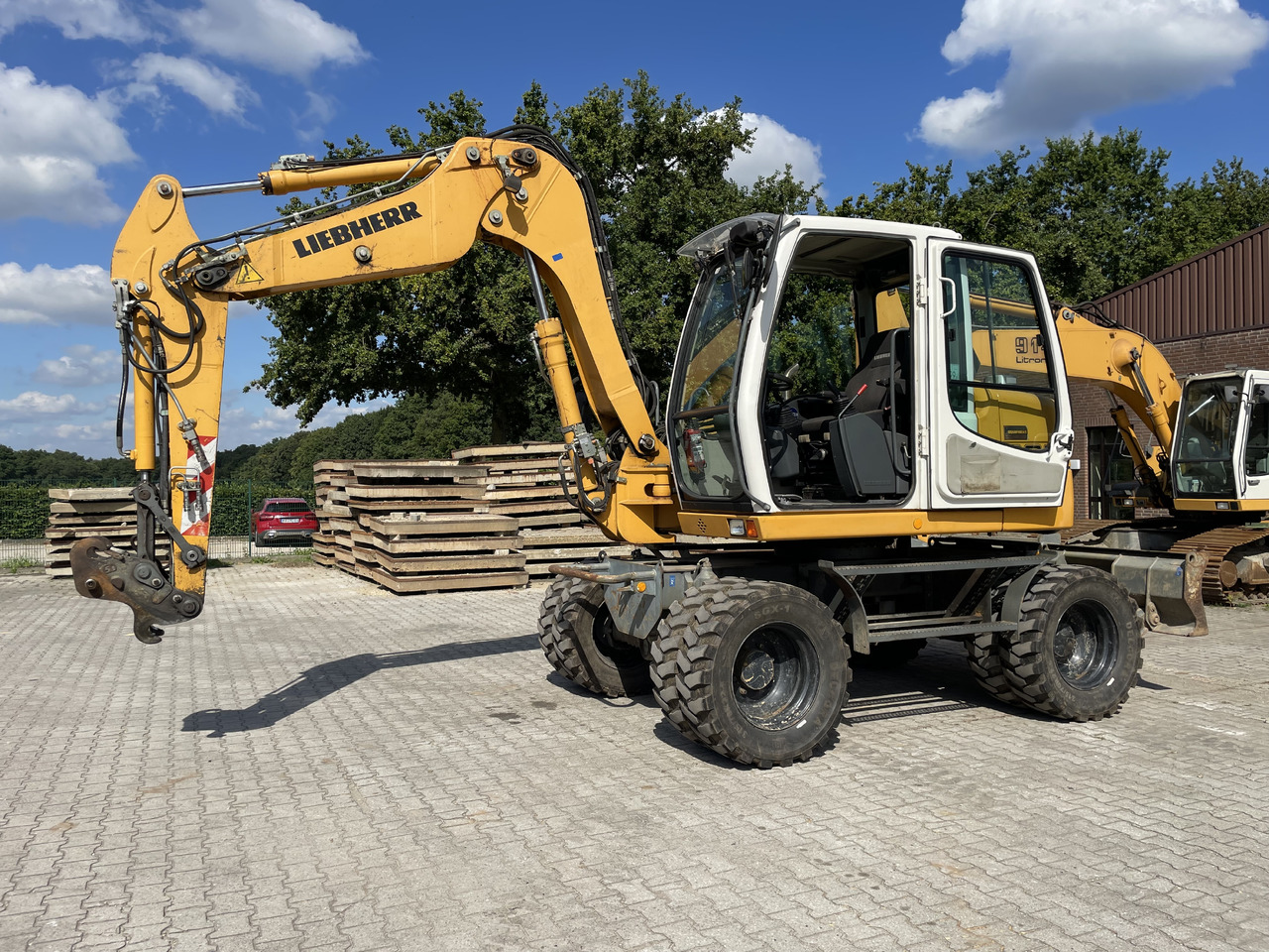 Liebherr A309 - Колёсный экскаватор: фото 1 Liebherr A309 - Колёсный экскаватор: фото 1