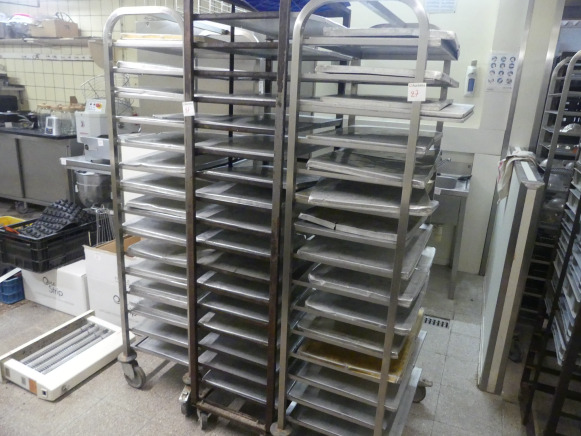 3 Chariots avec plateaux - Хлебопекарное оборудование: фото 5 3 Chariots avec plateaux - Хлебопекарное оборудование: фото 5