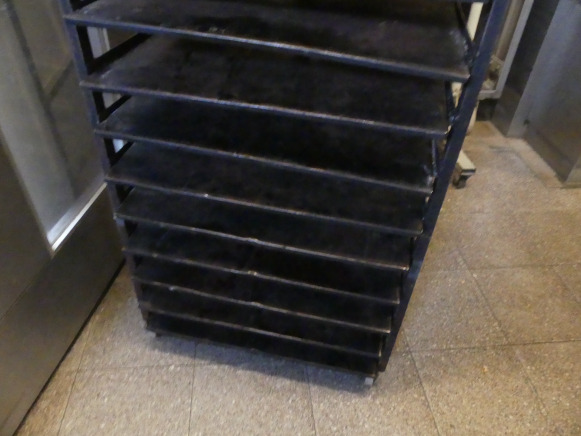 Chariot de four avec platine 60x45 cm - Хлебопекарное оборудование: фото 5 Chariot de four avec platine 60x45 cm - Хлебопекарное оборудование: фото 5