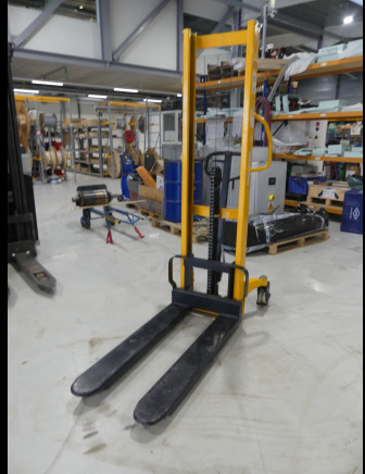 Gerbeur Manutan A170153 - Штабелер: фото 2 Gerbeur Manutan A170153 - Штабелер: фото 2