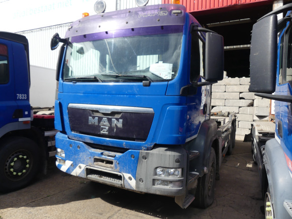 REF:1309 - Camion porte-container MAN 28S (2009-572.532 km) - Крюковой мультилифт: фото 1 REF:1309 - Camion porte-container MAN 28S (2009-572.532 km) - Крюковой мультилифт: фото 1