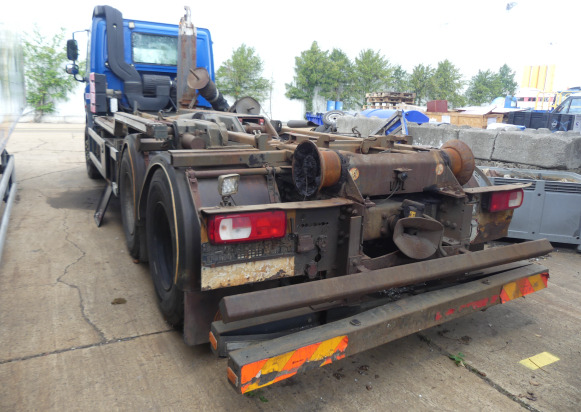 REF:7604 - Camion porte-container DAF FASCF 85 (2012-513.421 km) - Крюковой мультилифт: фото 4 REF:7604 - Camion porte-container DAF FASCF 85 (2012-513.421 km) - Крюковой мультилифт: фото 4