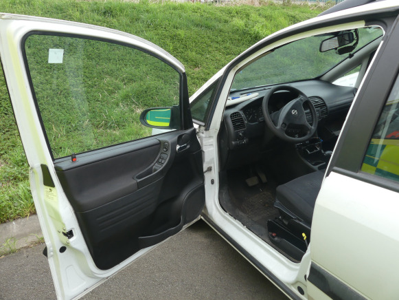 Voiture Opel ZAFIRA (2004-179.238 km) - Легковой автомобиль: фото 5 Voiture Opel ZAFIRA (2004-179.238 km) - Легковой автомобиль: фото 5