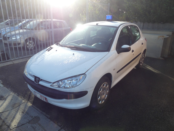Voiture Peugeot 206 (2006-87.764 km) - Легковой автомобиль: фото 1 Voiture Peugeot 206 (2006-87.764 km) - Легковой автомобиль: фото 1