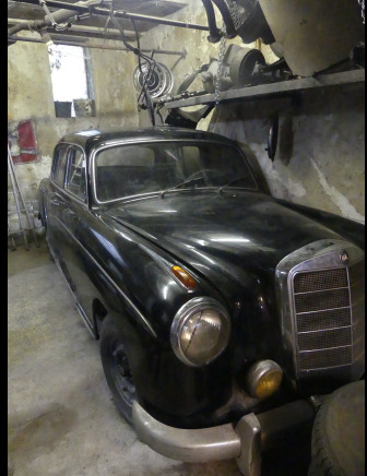 Voiture ancêtre Mercedes-Benz 220S Poton - Легковой автомобиль: фото 1 Voiture ancêtre Mercedes-Benz 220S Poton - Легковой автомобиль: фото 1