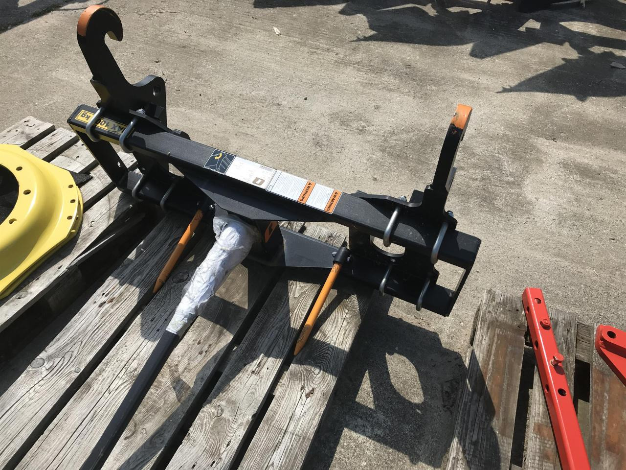 ALÖ Ballenspieß - Фронтальный погрузчик для трактора: фото 4 ALÖ Ballenspieß - Фронтальный погрузчик для трактора: фото 4