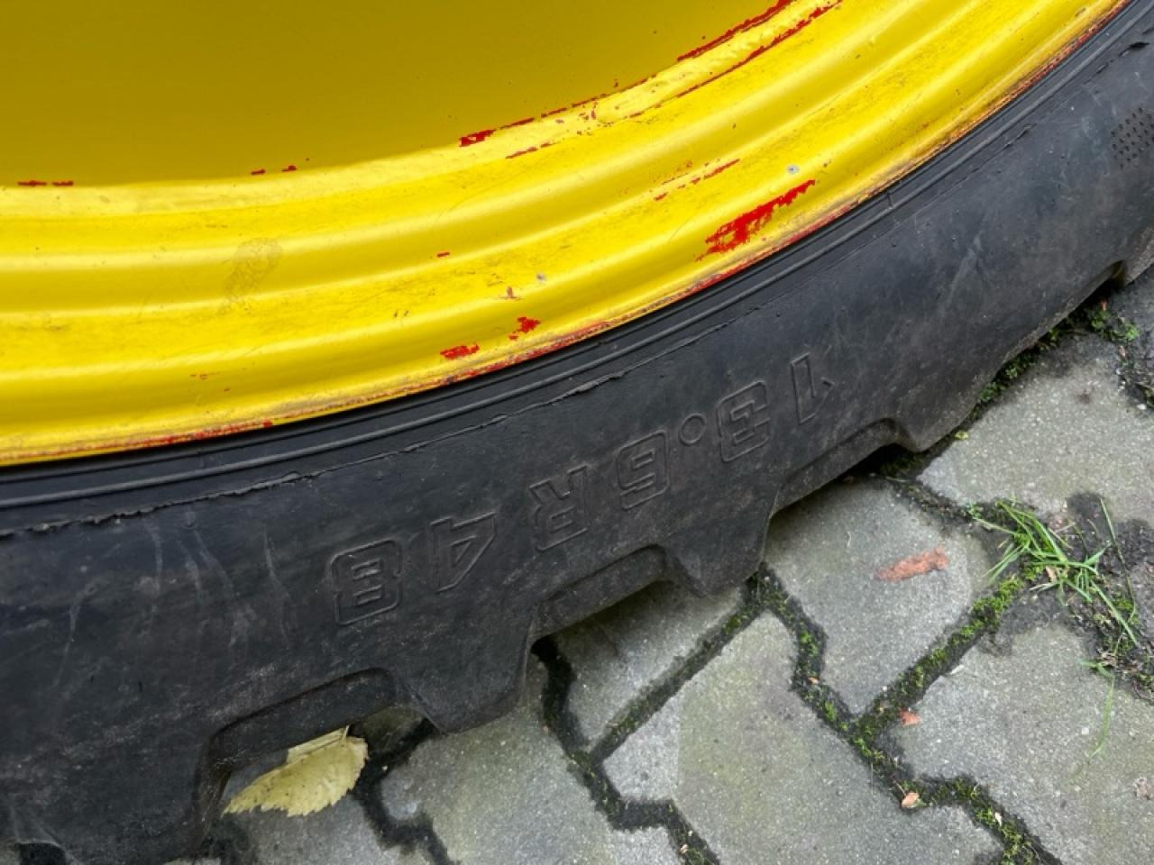 Alliance 13.6R48 inkl. KN Kupplung - Шина для Сельскохозяйственной техники: фото 4 Alliance 13.6R48 inkl. KN Kupplung - Шина для Сельскохозяйственной техники: фото 4