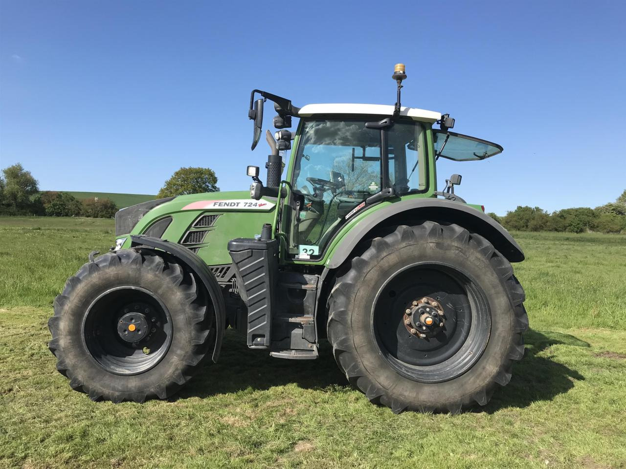 Fendt 724 Vario - Трактор: фото 1 Fendt 724 Vario - Трактор: фото 1