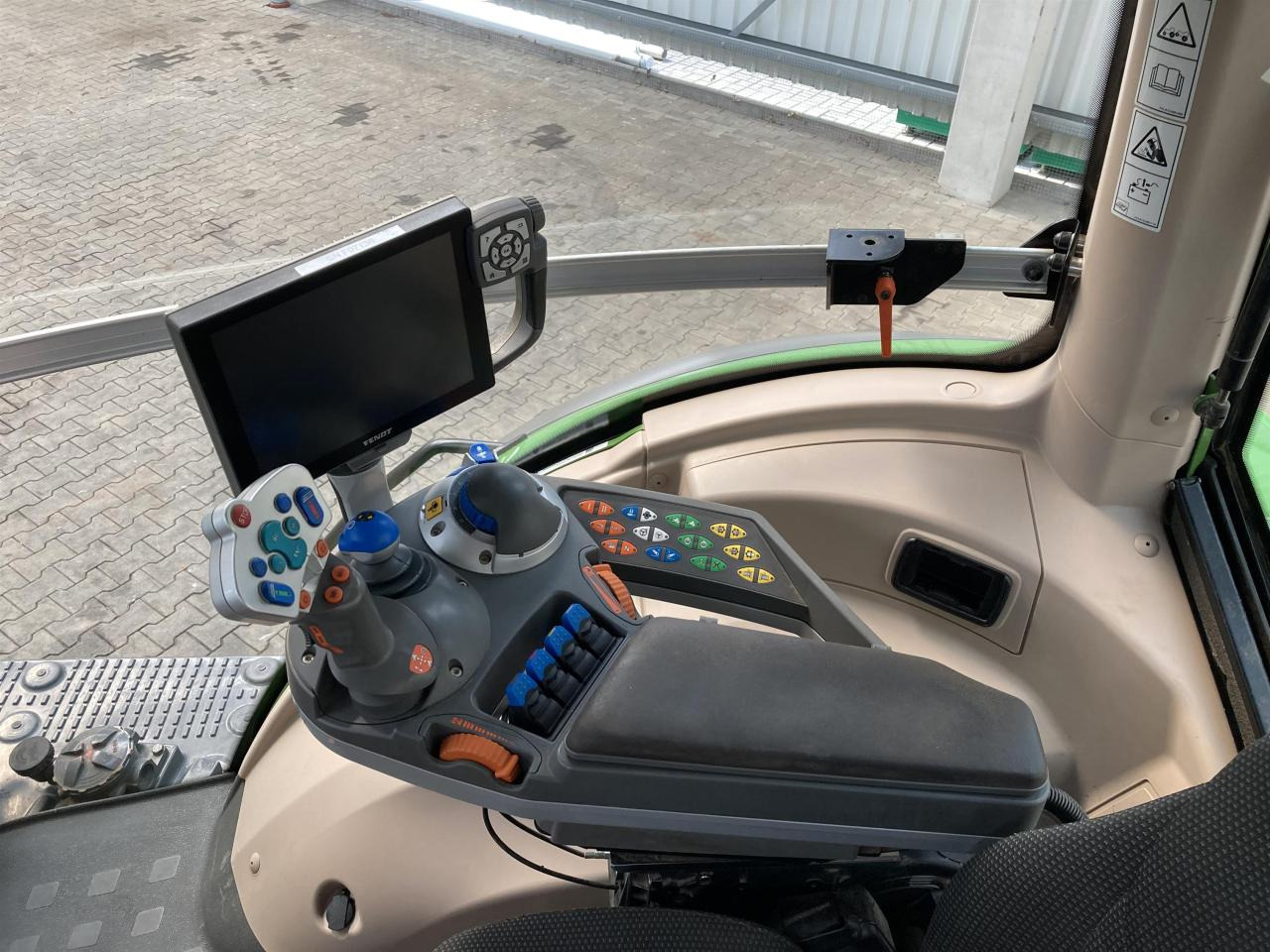 Трактор Fendt 828 Profi Plus: фото 12