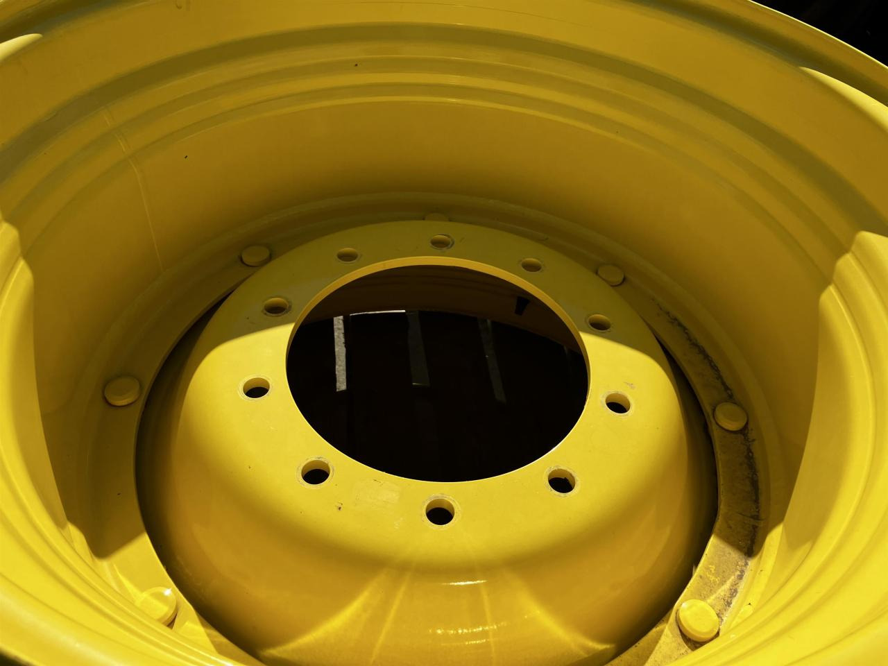 John Deere 20x30 - Шина для Сельскохозяйственной техники: фото 2 John Deere 20x30 - Шина для Сельскохозяйственной техники: фото 2