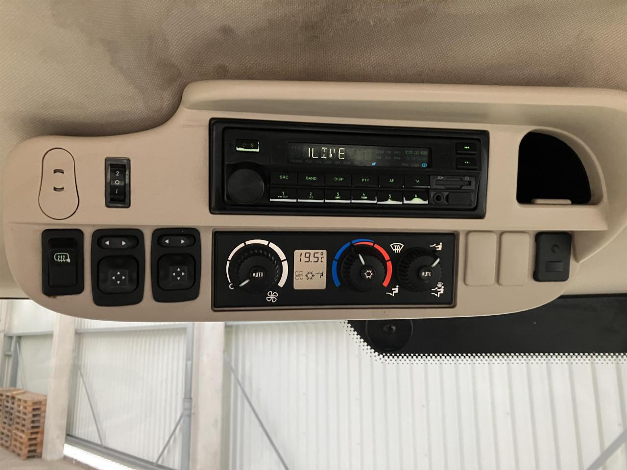 Трактор John Deere 6170R: фото 11 Трактор John Deere 6170R: фото 11