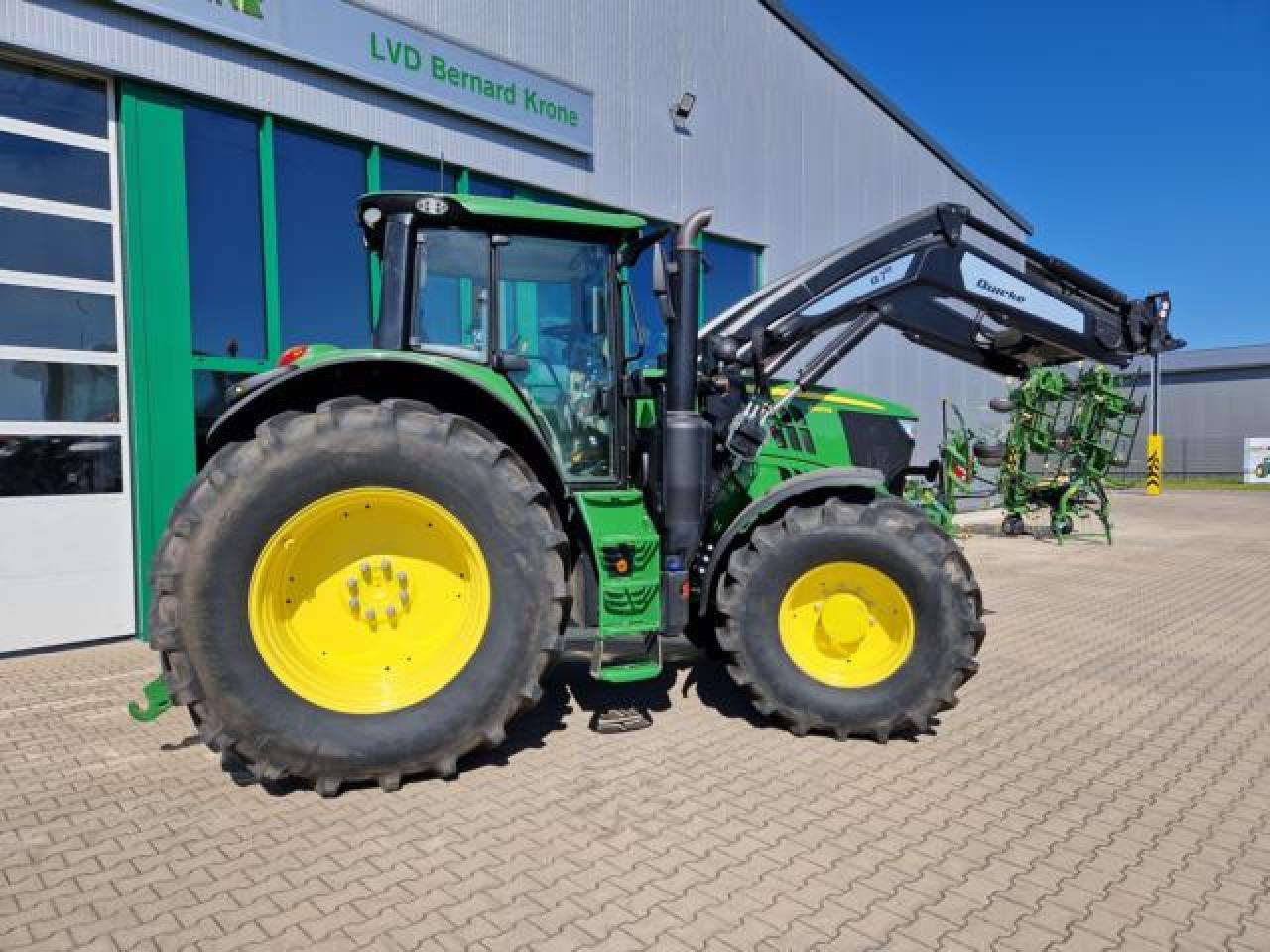 John Deere 6195M - Трактор: фото 4 John Deere 6195M - Трактор: фото 4