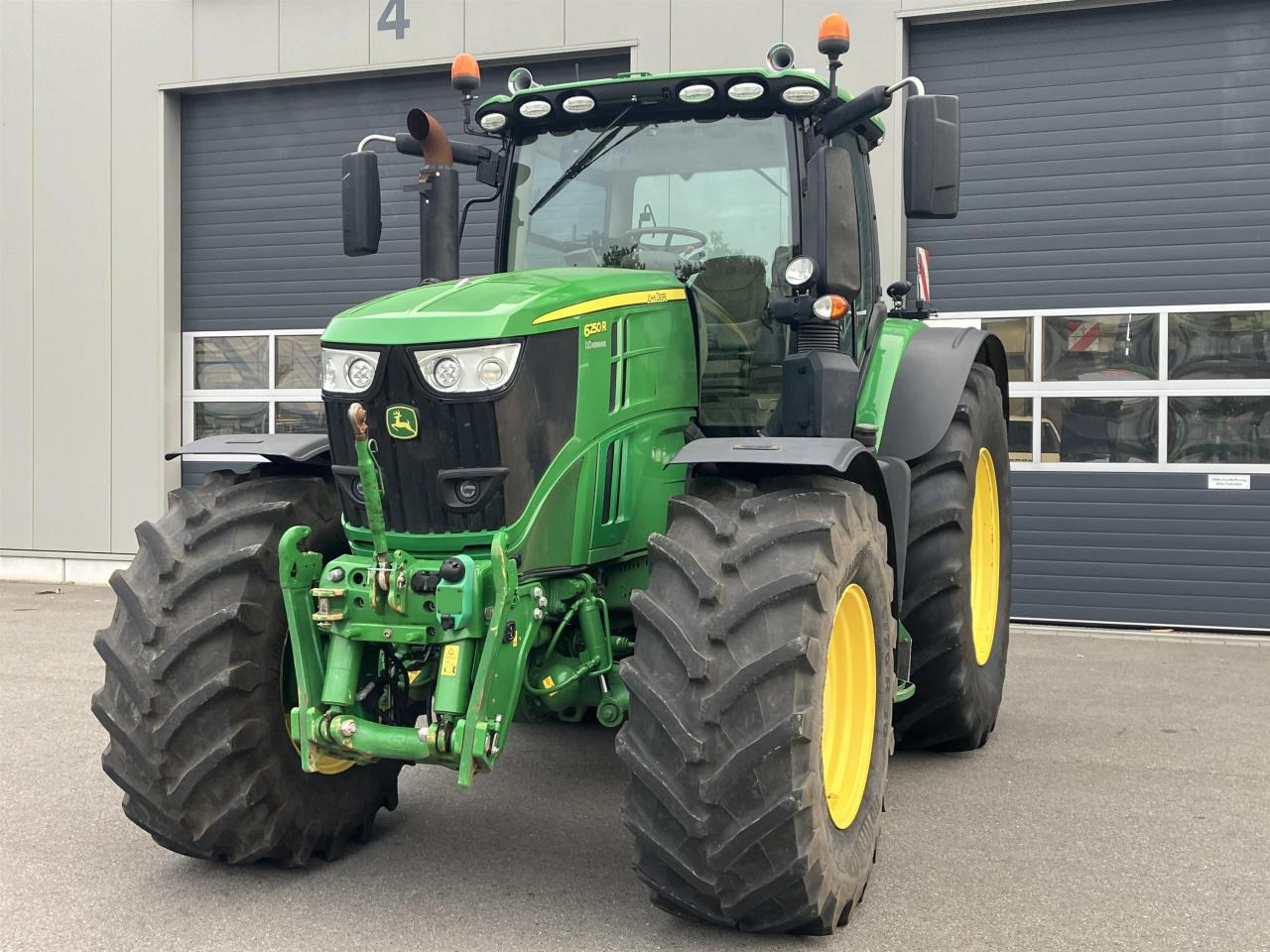 John Deere 6250R - Трактор: фото 2 John Deere 6250R - Трактор: фото 2