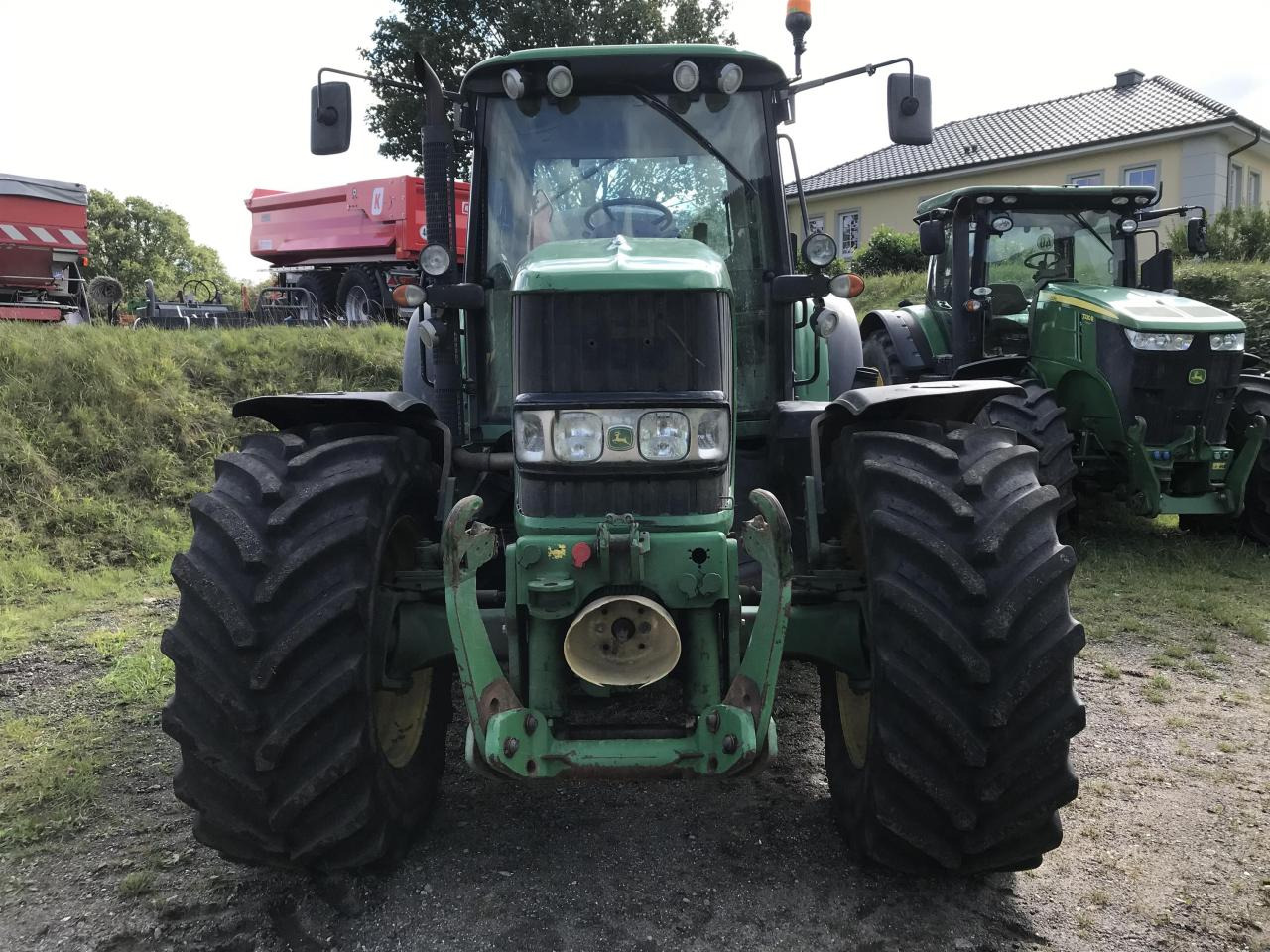 John Deere 6930 Premium - Трактор: фото 3 John Deere 6930 Premium - Трактор: фото 3