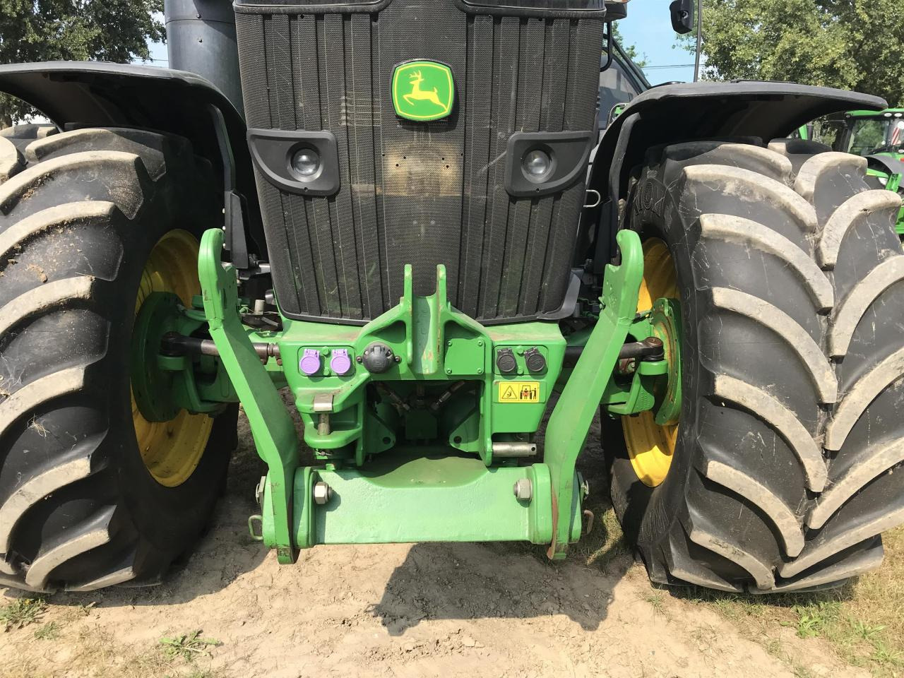 John Deere 7310R - Трактор: фото 4 John Deere 7310R - Трактор: фото 4