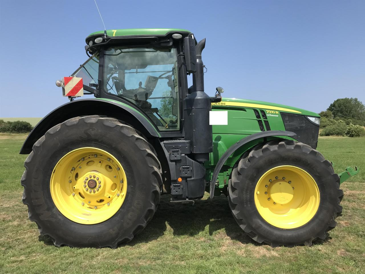 John Deere 7310R - Трактор: фото 3 John Deere 7310R - Трактор: фото 3