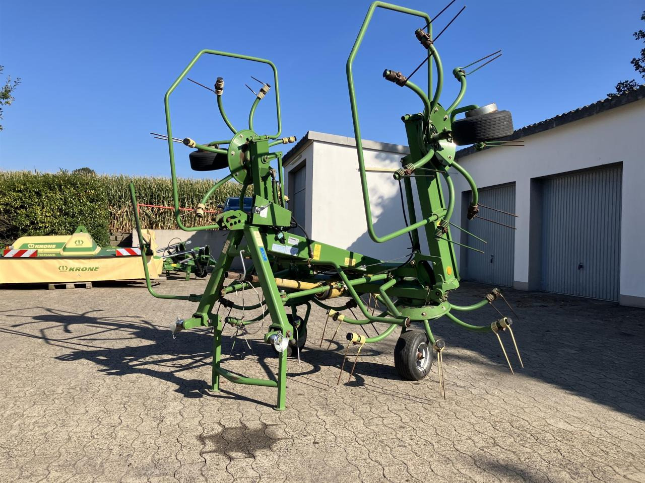 Krone KW 5.52/4x7 - Сеноворошилка: фото 1 Krone KW 5.52/4x7 - Сеноворошилка: фото 1