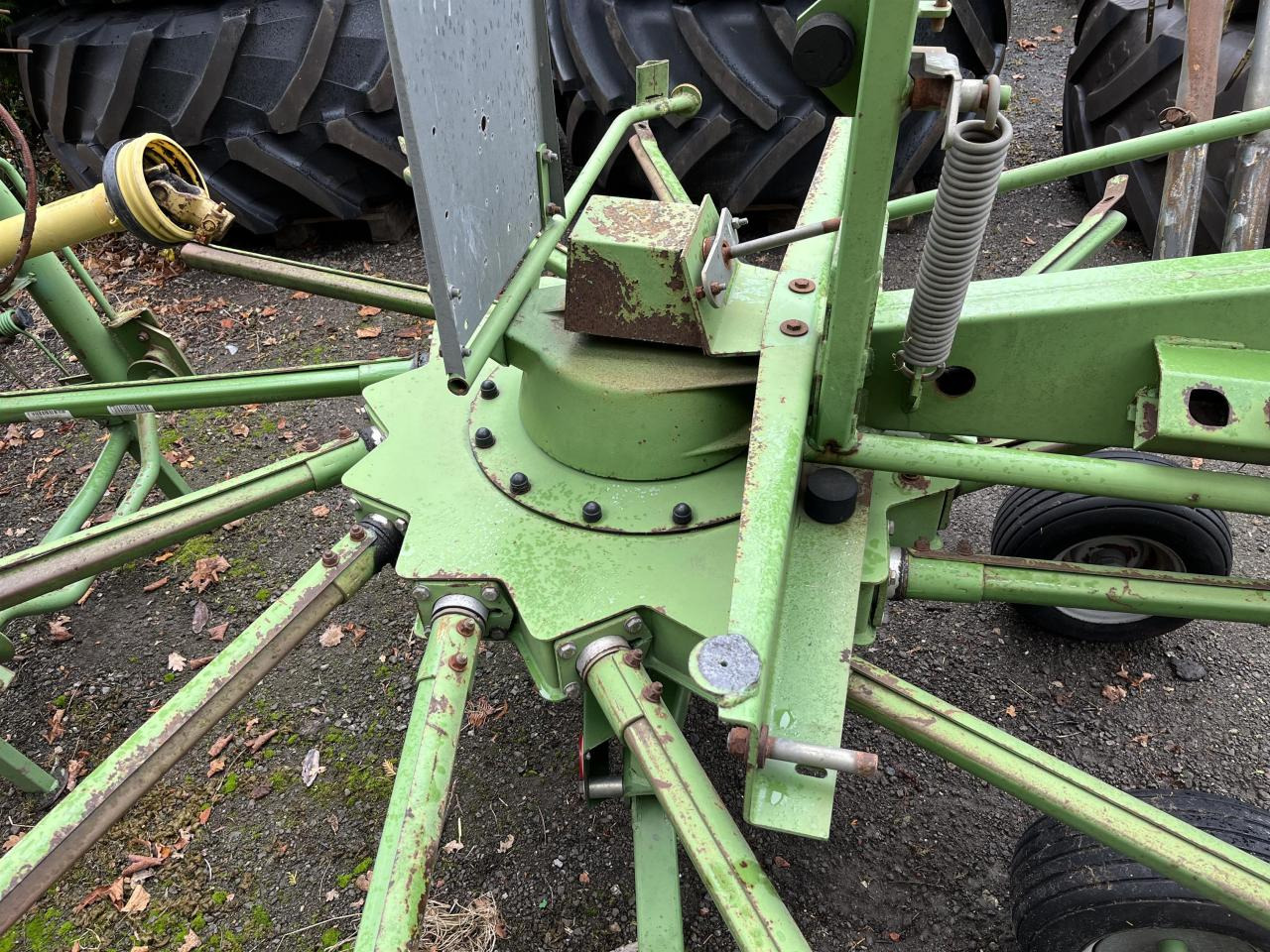 Сеноворошилка Krone SWADRO 461: фото 7 Сеноворошилка Krone SWADRO 461: фото 7