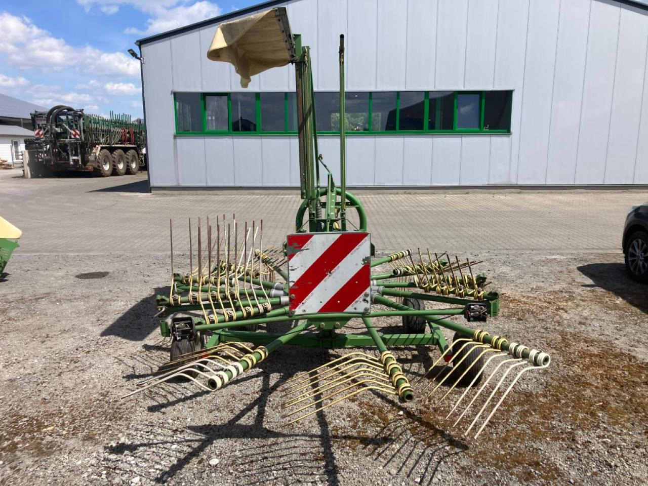Krone Swadro 46 - Сеноворошилка: фото 2 Krone Swadro 46 - Сеноворошилка: фото 2