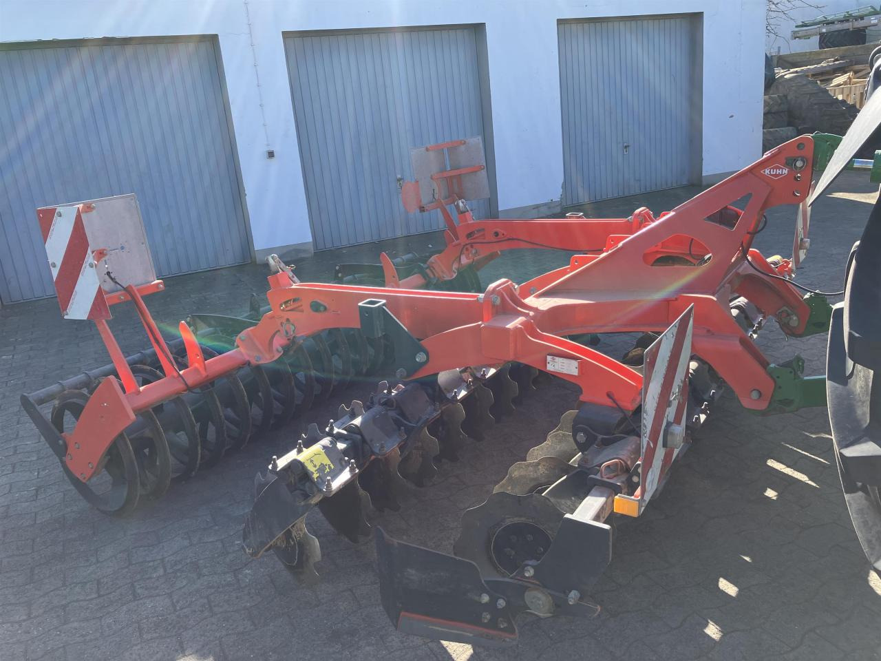 Kuhn 303 - Дисковая борона: фото 2 Kuhn 303 - Дисковая борона: фото 2