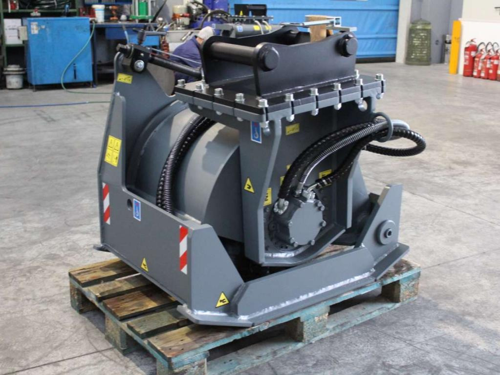 CM Crusher FSE 45.20 Road Planer - Дорожная фреза, Навесное оборудование: фото 1 CM Crusher FSE 45.20 Road Planer - Дорожная фреза, Навесное оборудование: фото 1