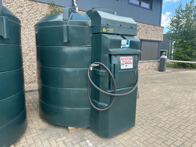 Carbery Kiwa dubbelwandig met mangat Dieseltank 5700 liter met 230 V pompset New ! Overstock - Морской контейнер: фото 3 Carbery Kiwa dubbelwandig met mangat Dieseltank 5700 liter met 230 V pompset New ! Overstock - Морской контейнер: фото 3