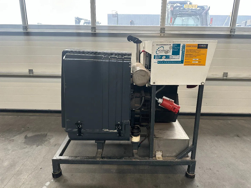 Электрогенератор Deutz F2L 1011 Stamford 11 kVA generatorset: фото 10 Электрогенератор Deutz F2L 1011 Stamford 11 kVA generatorset: фото 10