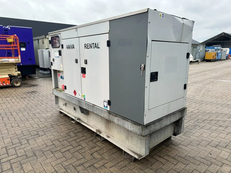 Europower EPUS44TDE Kubota leroy Somer 44 kVA Supersilent Rental generatorset - Электрогенератор: фото 1 Europower EPUS44TDE Kubota leroy Somer 44 kVA Supersilent Rental generatorset - Электрогенератор: фото 1