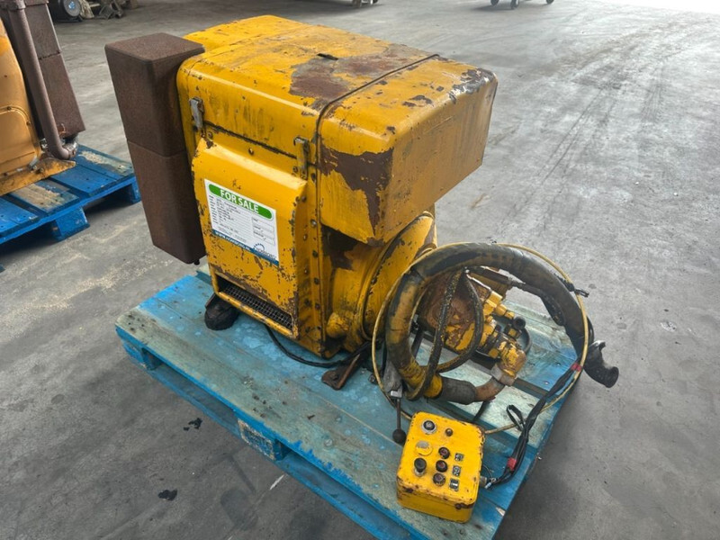 Hatz 2L30C Silent Diesel Motor 19 kW 26 PK met hydrauliekpomp - Двигатель для Погрузочно-разгрузочной техники: фото 1 Hatz 2L30C Silent Diesel Motor 19 kW 26 PK met hydrauliekpomp - Двигатель для Погрузочно-разгрузочной техники: фото 1