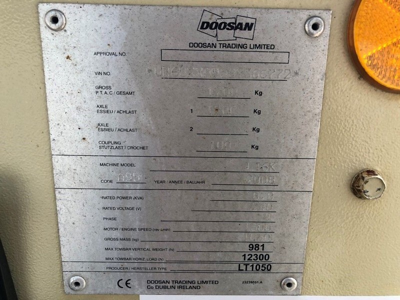 Ingersoll Rand Kubota LT6K 9 meter light tower generator - Осветительная мачта: фото 3 Ingersoll Rand Kubota LT6K 9 meter light tower generator - Осветительная мачта: фото 3