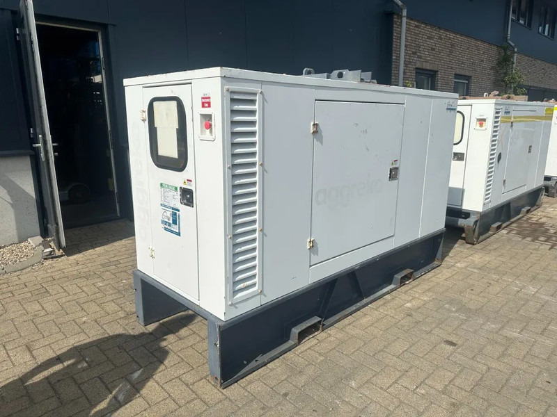 Электрогенератор Iveco FPT NEF45 SM1A.A004 Stamford 60 kVA Silent Rental generatorset: фото 13