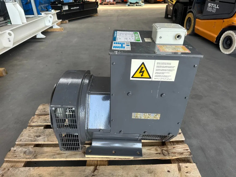Stamford UC.I224F2 Generatordeel 65 kVA Alternator as New ! - Электрогенератор: фото 2 Stamford UC.I224F2 Generatordeel 65 kVA Alternator as New ! - Электрогенератор: фото 2