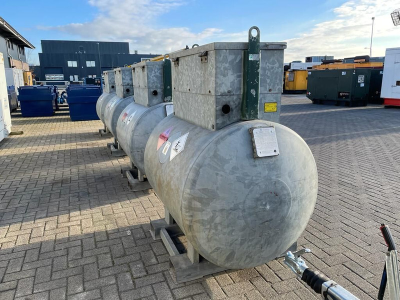 Dieseltank Rietberg 1000 liter Dieseltank Gegalvaniseerd IBC met keuring ! - Резервуар для хранения: фото 5 Dieseltank Rietberg 1000 liter Dieseltank Gegalvaniseerd IBC met keuring ! - Резервуар для хранения: фото 5