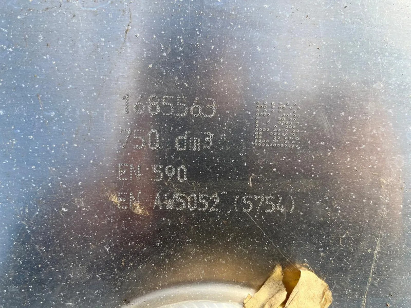 DAF Brandstoftank Diesel 750L 1685563 - Топливный бак: фото 5 DAF Brandstoftank Diesel 750L 1685563 - Топливный бак: фото 5