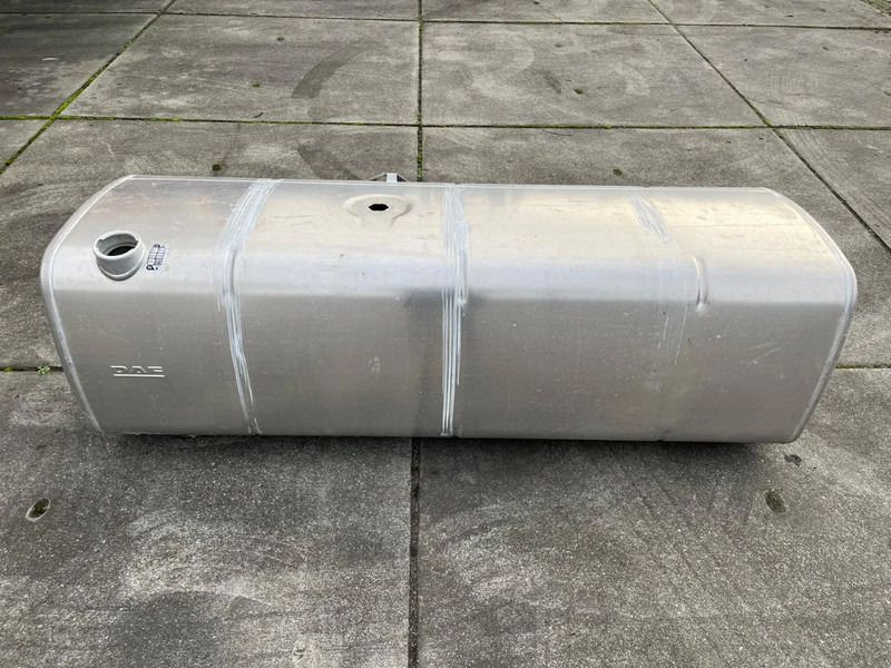 DAF Brandstoftank Diesel 750L 1685563 - Топливный бак: фото 1 DAF Brandstoftank Diesel 750L 1685563 - Топливный бак: фото 1