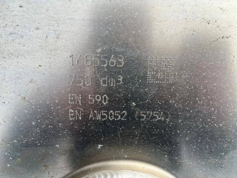 DAF Brandstoftank Diesel 750L 1685563 - Топливный бак: фото 5 DAF Brandstoftank Diesel 750L 1685563 - Топливный бак: фото 5