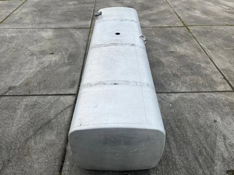 DAF Brandstoftank Diesel 850L L:228 B:67 H:62 - Топливный бак: фото 4 DAF Brandstoftank Diesel 850L L:228 B:67 H:62 - Топливный бак: фото 4