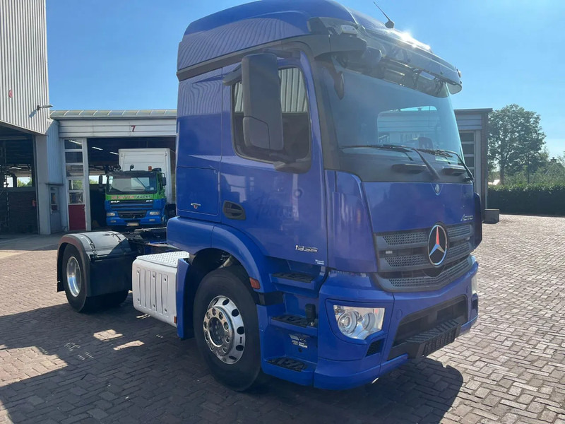Mercedes-Benz Actros 1936 EURO 6 - Тягач: фото 3 Mercedes-Benz Actros 1936 EURO 6 - Тягач: фото 3