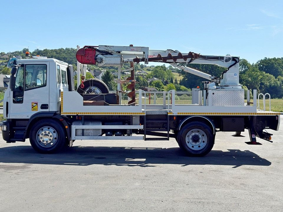 Грузовик, Автоманипулятор Iveco Eurocargo 120E22 * Bohrgerät auf LKW + FUNK *TOP: фото 6 Грузовик, Автоманипулятор Iveco Eurocargo 120E22 * Bohrgerät auf LKW + FUNK *TOP: фото 6