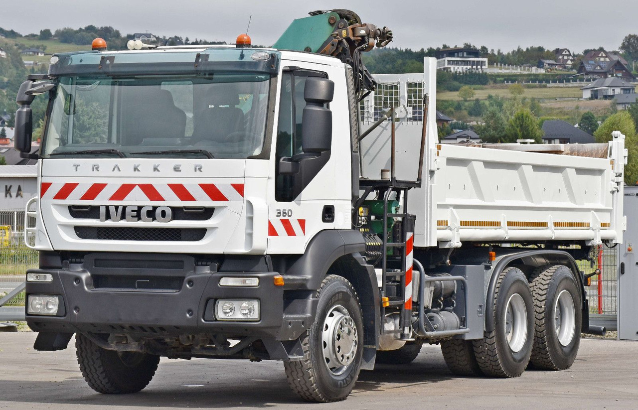 Iveco TRAKKER 360 * Kipper 5,20m* PK 16502 / FUNK*6x4 - Самосвал, Автоманипулятор: фото 5 Iveco TRAKKER 360 * Kipper 5,20m* PK 16502 / FUNK*6x4 - Самосвал, Автоманипулятор: фото 5