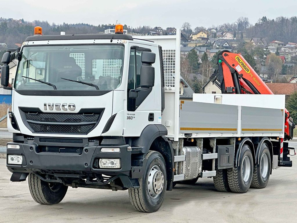 Iveco TRAKKER 360 * PRITSCHE 6,80* PK 16002 B+FUNK*6x4 - Автоманипулятор, Грузовик бортовой/ Платформа: фото 4 Iveco TRAKKER 360 * PRITSCHE 6,80* PK 16002 B+FUNK*6x4 - Автоманипулятор, Грузовик бортовой/ Платформа: фото 4